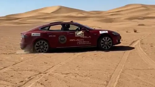 ▲目前地球上里程數最多的電動車，就是德國車主吉米恩所持有的紅色Model S。（圖／X@gem8mingen）