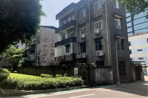 ▲「中山逸居」基地現況為老舊公寓，經信義開發整合擴大後同意率達85%，預計2028年推案。（圖／北市住都中心提供）