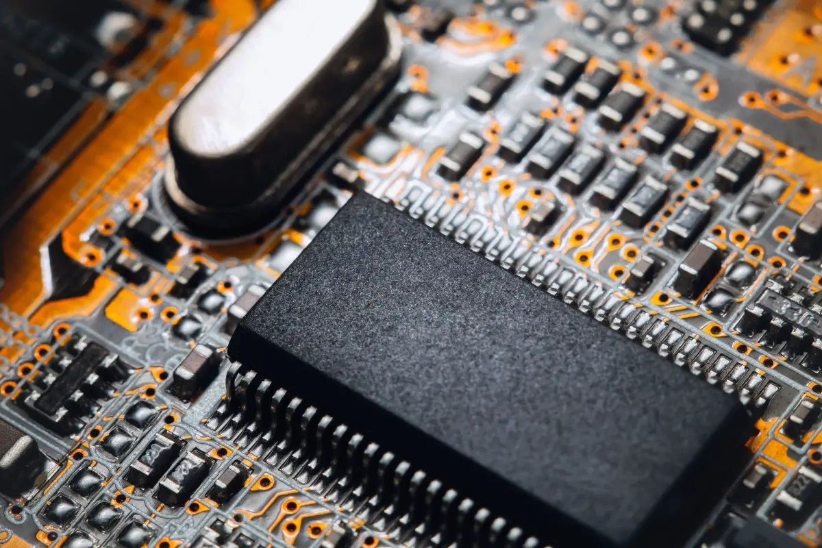 Taiwan Frontlines: Former TSMC R&D director says Taiwan should not rely on ‘silicon shield’