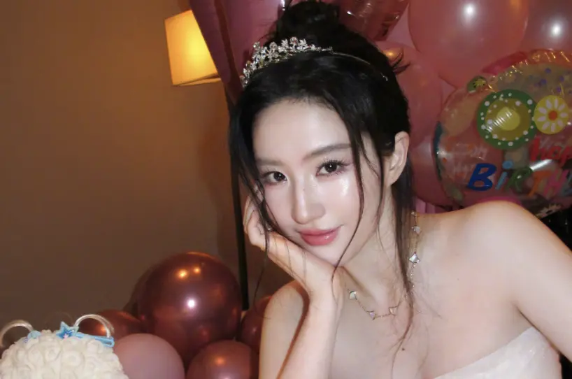 ▲劉亦菲已經3年沒拍新戲，外傳她的團隊開出5000萬人民幣的片酬，不願降價，導致她曝光變少，代言狂掉。（圖／翻攝自微博＠劉亦菲）