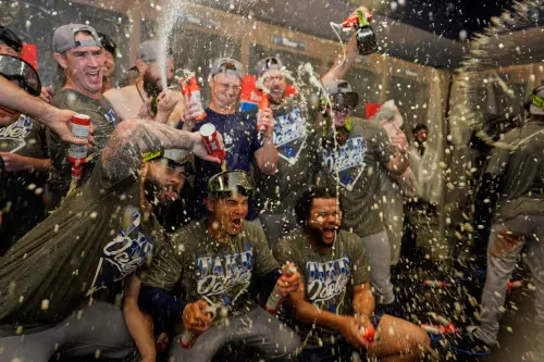 ▲MLB過去曾因薪資上限爭議取消1994年世界大賽，2021年封館99天。（圖／美聯社／達志影像）