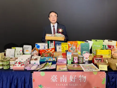 ▲ 台南市長黃偉哲把台南好物帶到駐韓國代表處的國慶酒會引起關注。（圖／南市府提供）