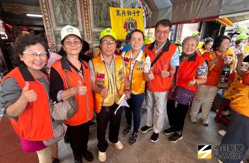 ▲國際獅子會300E-2區高雄市萬丹獅子會舉辦公益捐血活動，由萬丹獅子會會長許永興(左3)主持。(圖／記者黃守作攝，2026.10.09)