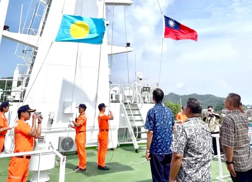 迎中華民國雙十國慶！台帛國旗齊揚嘉義艦慶國慶見證兩國深厚邦誼