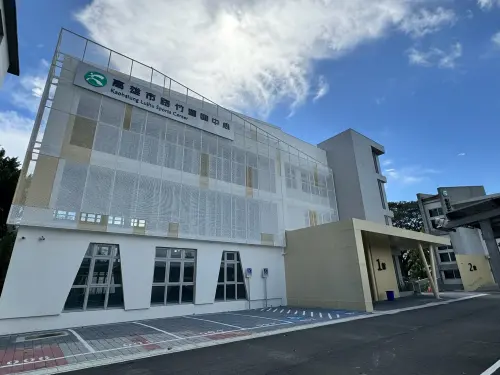 ▲ 路竹運動中心於今天啟用，透過將路竹高中校園運動場館新舊整合的整建方式，達到資源善用與公眾共用的最佳運動使用效益。（圖／高市府提供）