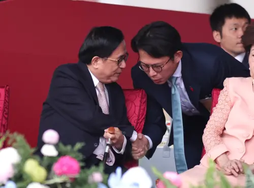 雙十國慶大會大咖曝光！扁呂同框　黃國昌主動握手陳水扁寒暄