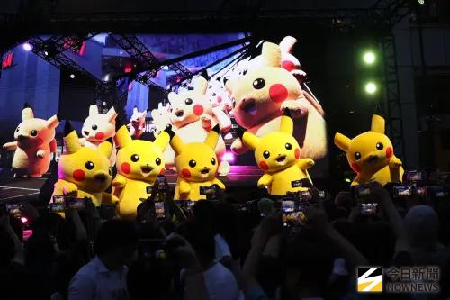 PokéXciting!in台北直擊！下午寶可夢遊行人潮湧現　ROCK舞蹈帥翻