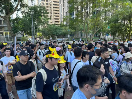 ▲寶可夢30週年活動，信義安康公園擠滿寶可夢粉絲。（圖／記者張志浩攝）