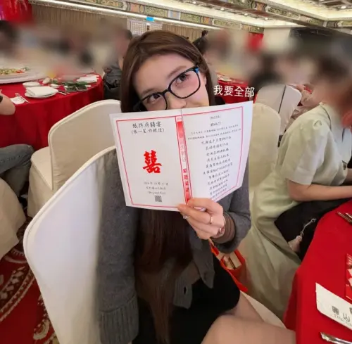 ▲李多慧昨日低調出席粉絲婚禮，今發出多張當天美照，吸引大批網友觀看。（圖／翻攝自李多慧Threads@le_dahye）