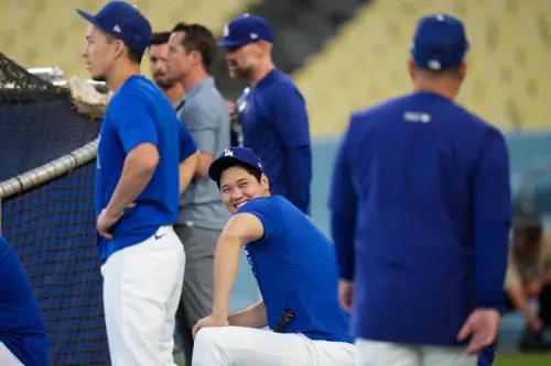 大谷翔平笑了！道奇捕手唱日文歌為他加油：傳說的序幕即將拉開～