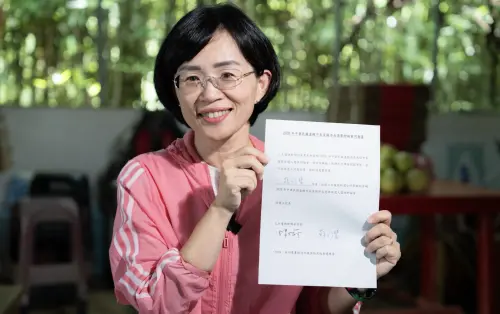 直球對決！蘇巧慧簽4媒體辯論同意書　就等李四川點頭