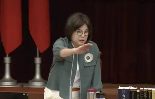 綠委要賈永婕「穿純樸」惹議　賴清德發聲：專業不該只用穿著評斷