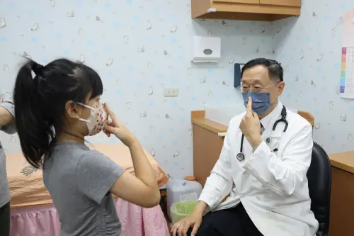 8歲妹眼窩痛到睜不開！鼻竇炎蔓延到腦部　醫：這麼嚴重很罕見