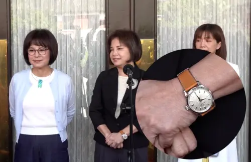 才叫賈永婕穿得純樸！賴惠員手戴14萬名錶　狂抱「這檔股」數十張