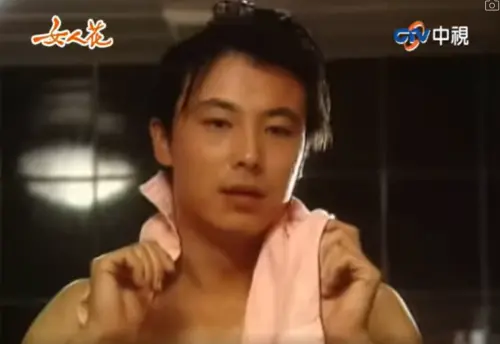 花系列男神突在Threads上爆紅！林煒裸身出浴被讚：上古許光漢