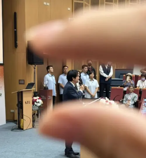 羅文嘉才盼留下中國交換生！移民署火速「驅逐出境」祭5年禁令