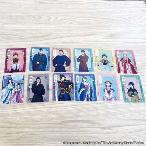 ▲現場設置限定抽卡機，共有12款隨機卡牌等你收集。（圖／FANFANS CAFÉ提供）