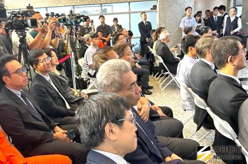 ▲法務部調查局南部地區機動工作站在高雄市調查處舉辦帝詩號遊艇密艙內匿藏市價約新台幣45億元的第三級毒品愷他命淨重約1500公斤案發布會。(圖／記者黃守作攝，2026.10.17)