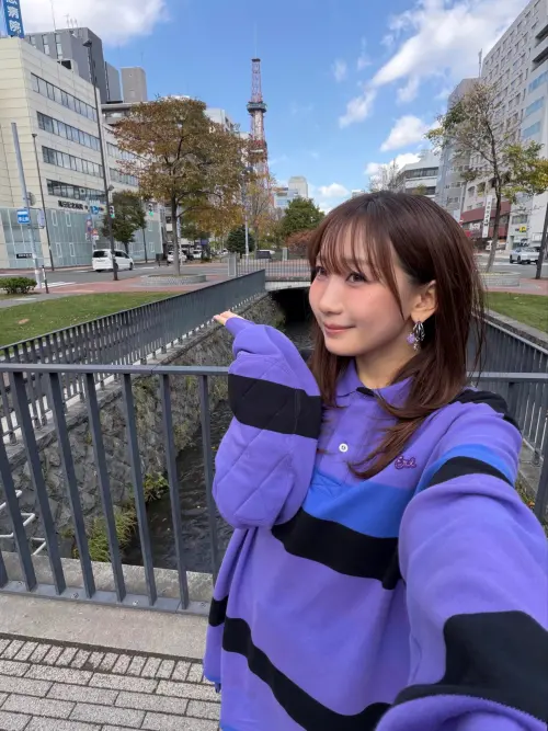 ▲ikura親自到北海道催票，街頭自彈自唱給路人聽。（圖／翻攝自X@ikutalilas）