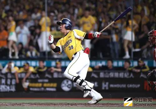 詹子賢11局下再見安打！中信兄弟5:4險勝味全龍　台灣大賽1:3落後
