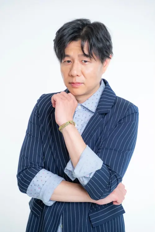▲《NOWNEWS今日新聞》在金鐘獎綜藝類獎項揭曉前，找來命理師宮小立（如圖）進行塔羅占卜。（圖／清水孟 宮小立老師提供）