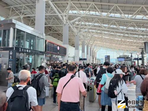 賭停班停課釀光復連假多1天？高鐵曝今下午、明天全日南下快客滿