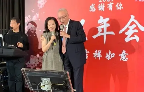 褪去政治喧囂　妻子哽咽曝他退化！吳敦義一現身老友齊喊加油