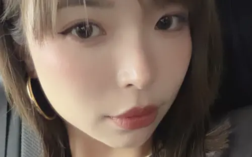 才剛分手《木曜》陳百祥！阿圓突然剪掉一頭長髮：突然來興致了
