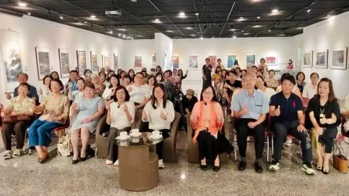 袁之靜「天地有大美」展覽　藝術對談解讀當代水墨之美
