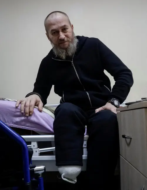 ▲瓦斯拉森科（Kostiantyn Vlasenko）在戰爭中失去了雙腿，且右腿還是他自己砍斷的。（圖／路透／達志影像）