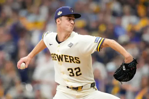 MLB世界大賽10/24戰報》G1釀酒人3：2光芒！再見雙殺改判驚險守勝