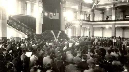 ▲1945年10月25日，台灣接受日本政府投降。（圖／台北市中山堂提供）