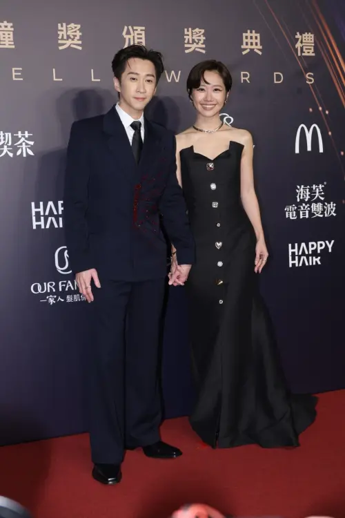 ▲陳漢典、Lulu牽手放閃走紅毯，看起來男帥女美，相當登對。（圖／NOWNEWS攝影中心）