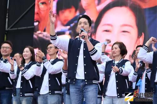 蔣萬安喊3次「不要怕站出來」！向支持者致歉：正式吹起反攻號角