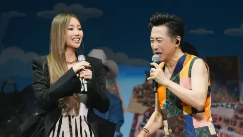 庾澄慶北京開唱！A-Lin火辣同台笑喊「賣肉」台下驚見眾大咖力挺