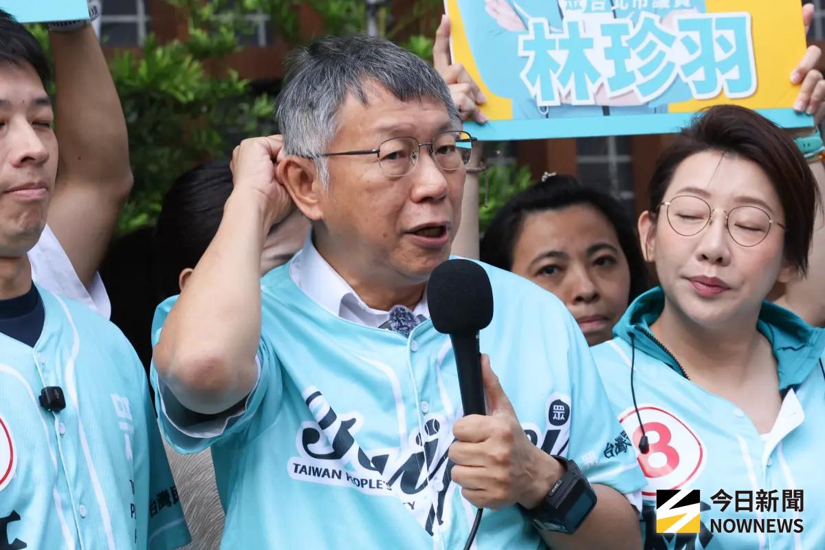 趙少康翻藍白合舊帳!柯文哲酸「提油救火」:民進黨派來的?