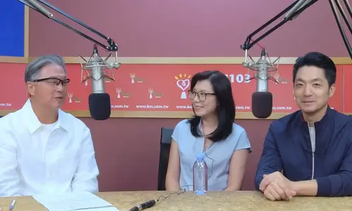 蔣萬安老婆爆他半夜為兒子的事偷哭　王偉忠問：會覺得對不起他嗎