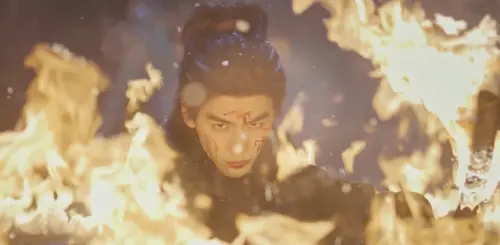▲張凌赫在《歸鸞》中飾演地痞流氓，為愛拚成了一位將軍。（圖／翻攝自微博@歸鸞）