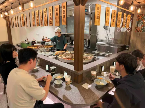 ▲京站「翰林茶棧」板前店型開幕。（圖／翰林茶館hanlin-tea.com.tw）