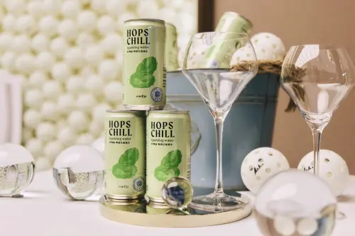 ▲「HOPS CHILL 好啤氣」氣泡水，單瓶建議售價45元。（圖／台酒生技提供）