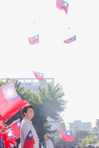 ▲台中市致力發展無人機，今年國慶升旗典禮首度有無人機展旗表演。（圖／翻攝台中市政府官網，2026.10.30）