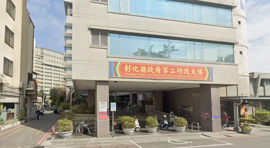 好心疼！姑姑蛋糕前許願「大家平安健康」　下秒2歲童狂挨父巴掌