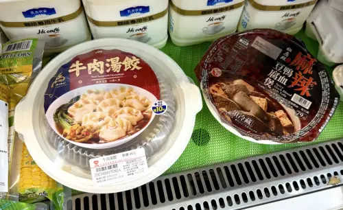 ▲萊爾富原本被公認最弱的「微波食品、熟食區」也陸續迎來大改版，外包裝的改變、新品的推出、真材實料的用心以及實惠的價格，深受顧客喜愛。（圖/Threads）