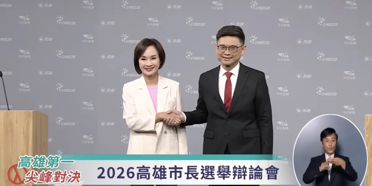 ▲高雄市長辯論會今（30）日晚間8點登場，國民黨候選人柯志恩（左）、民進黨候選人賴瑞隆（右）兩人同台交鋒。（圖／民視、中天新聞、公視台語台提供）