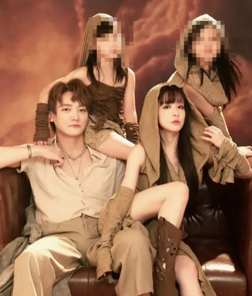 ▲阿沁與老婆花花育有2女，家庭生活幸福溫馨。（圖／翻攝自FIR阿沁﻿FB）