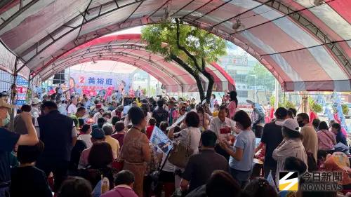 ▲高雄市第八選區（前金、新興、苓雅）市議員候選人、登記第2號的黃裕庭，於今（31）日舉行競選總部成立大會，現場人氣沸騰。（圖／記者陳美嘉攝，2026.10.30）