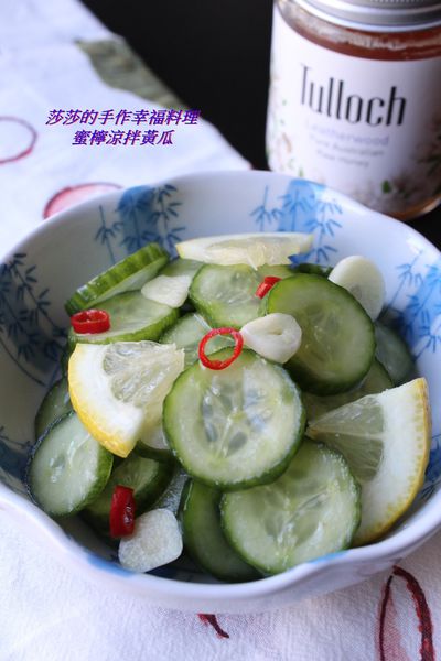 【莎莎的手作幸福料理】蜜檸涼拌黃瓜　
