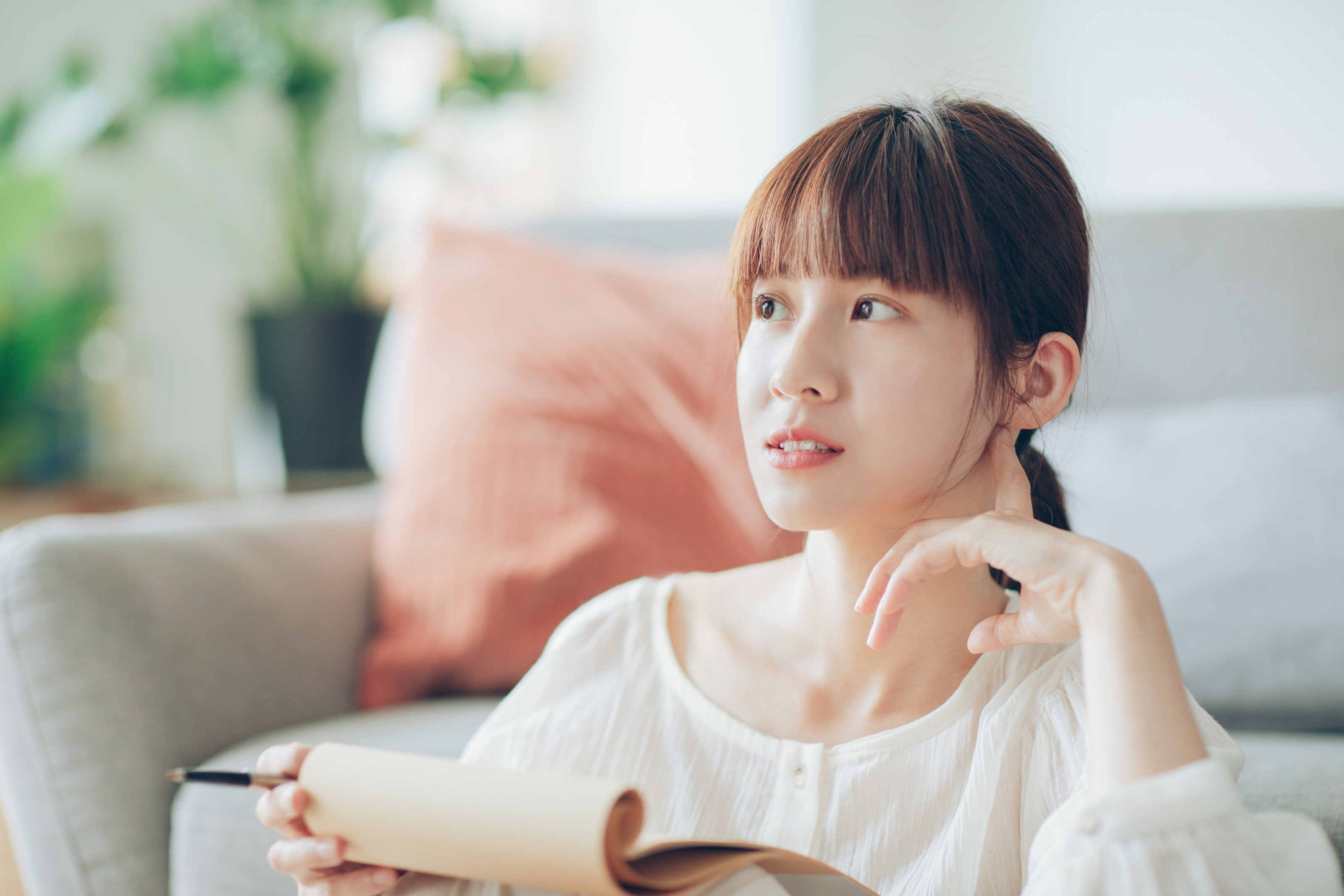 透明感膚質靠「油保養」！森林系女神連俞涵的保養三秘訣
