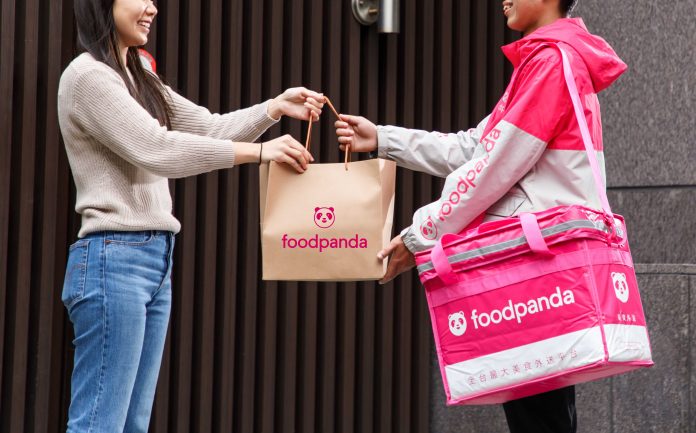 foodpanda搶下外送市場？「粉紅機車」狂竄　悲慘真相曝
